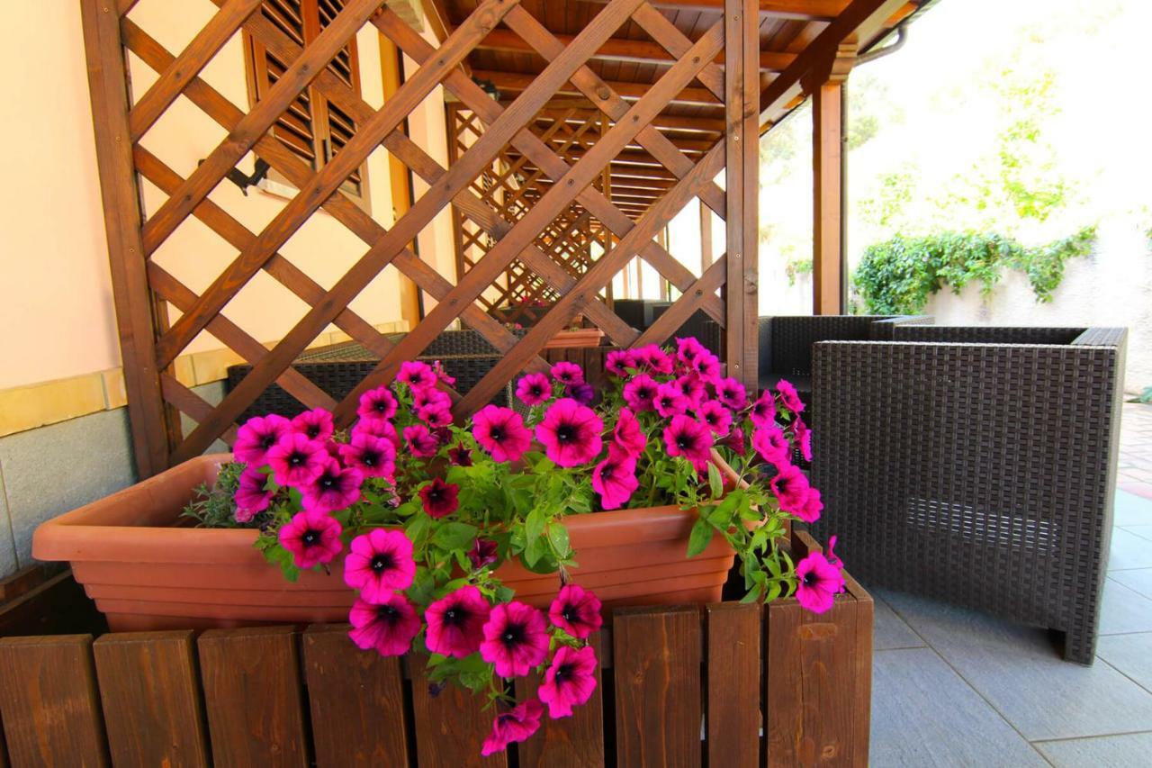 Agriturismo Vulcano Mirto Crosia Buitenkant foto